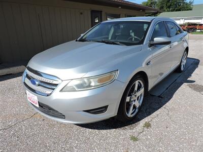 2012 Ford Taurus SEL   - Photo 2 - Kearney, NE 68847