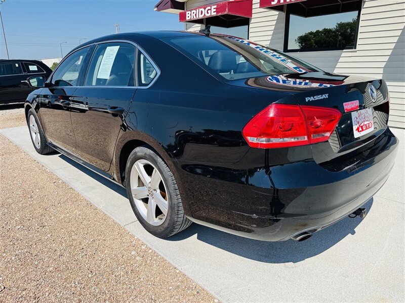 2015 Volkswagen Passat 1.8T S - Photo 7 - Lexington, NE 68850