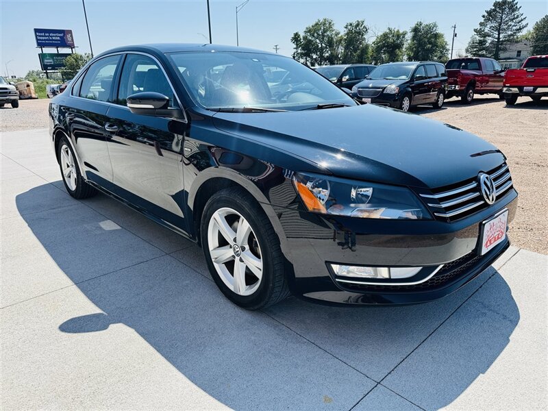 2015 Volkswagen Passat 1.8T S - Photo 4 - Lexington, NE 68850