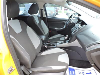 2012 Ford Focus SE   - Photo 10 - Lexington, NE 68850