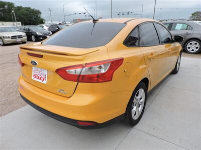 2012 Ford Focus SE   - Photo 5 - Lexington, NE 68850