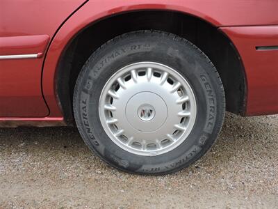 1998 Buick Century Limited   - Photo 8 - Lexington, NE 68850