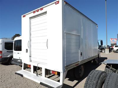 2006 GMC W4500 - Photo 4 - Lexington, NE 68850