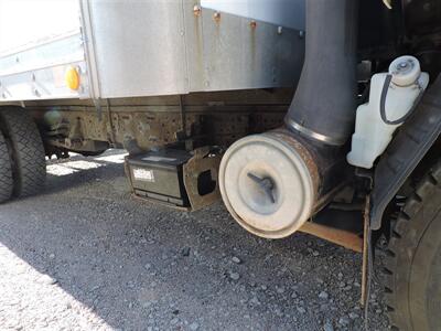 2006 GMC W4500 - Photo 10 - Lexington, NE 68850