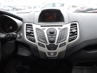 2011 Ford Fiesta SES   - Photo 18 - Lexington, NE 68850