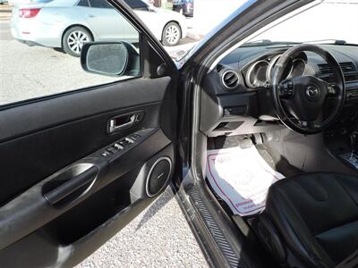 2005 Mazda Mazda3 s   - Photo 15 - Kearney, NE 68847