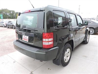 2011 Jeep Liberty Sport   - Photo 5 - Lexington, NE 68850