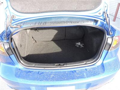 2004 Mazda Mazda3 s   - Photo 12 - Lexington, NE 68850