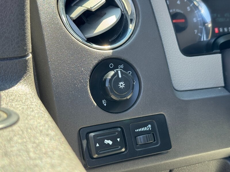 2010 Ford F-150 XL - Photo 11 - North Platte, NE 69101