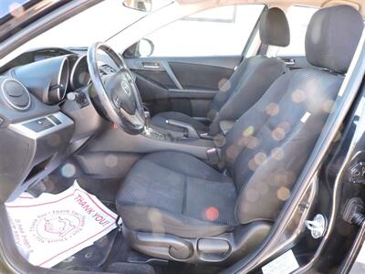 2012 Mazda Mazda3 i Touring   - Photo 9 - Lexington, NE 68850