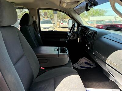 2009 Chevrolet Silverado 1500 LT   - Photo 10 - Lexington, NE 68850