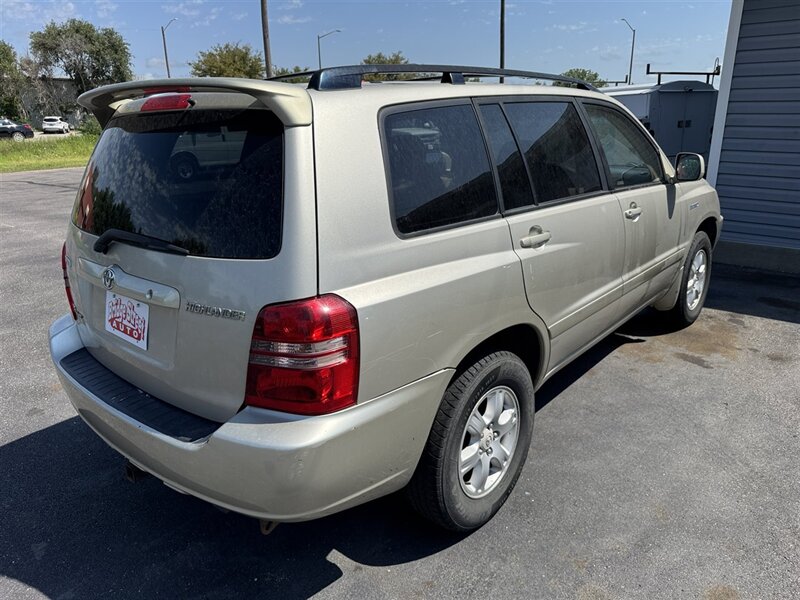 2003 Toyota Highlander - Photo 6 - Grand Island, NE 68801