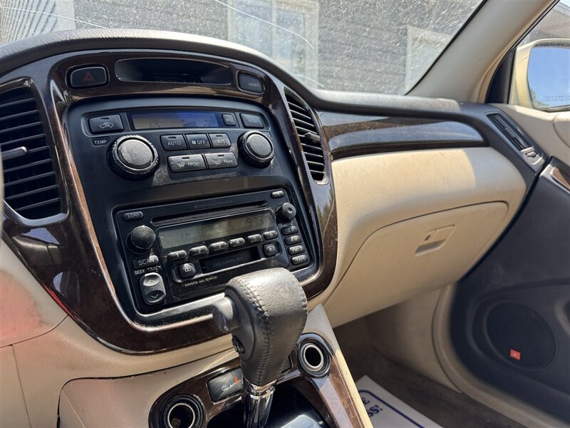 2003 Toyota Highlander - Photo 19 - Grand Island, NE 68801