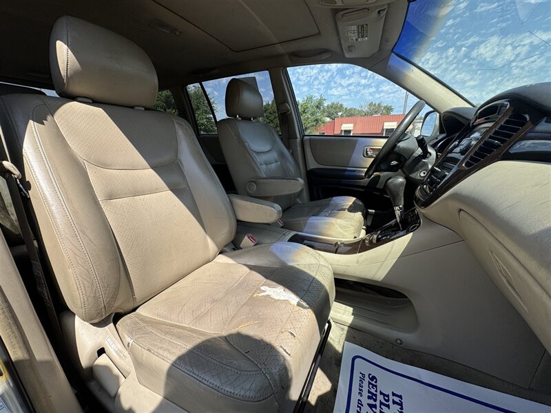 2003 Toyota Highlander - Photo 9 - Grand Island, NE 68801