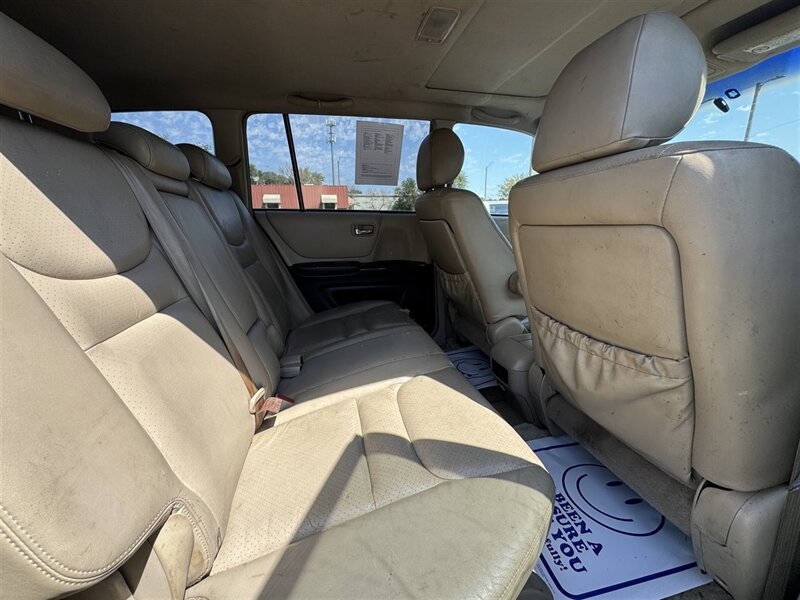 2003 Toyota Highlander - Photo 10 - Grand Island, NE 68801