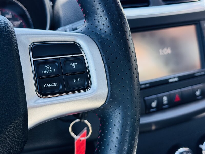 2013 Dodge Avenger R/T - Photo 14 - Lexington, NE 68850
