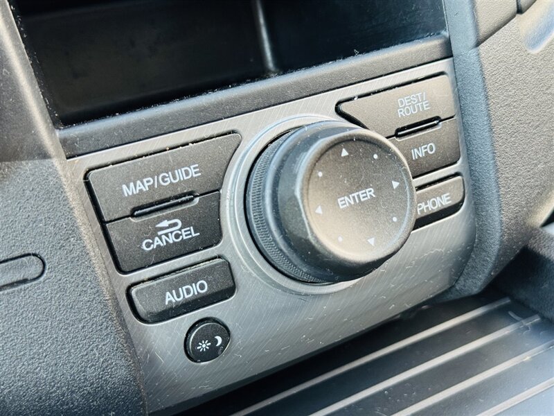 2012 Honda Pilot EX-L w/Navi - Photo 20 - Lexington, NE 68850