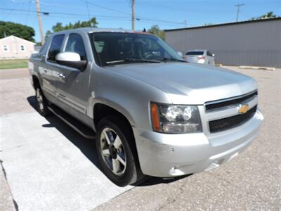 2013 Chevrolet Avalanche LT Black Diamond   - Photo 4 - Kearney, NE 68847