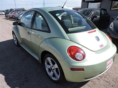 2006 Volkswagen Beetle 2.5   - Photo 7 - Lexington, NE 68850