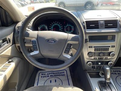 2010 Ford Fusion SE   - Photo 12 - Grand Island, NE 68801