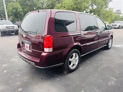 2008 Chevrolet Uplander LS - Photo 5 - Grand Island, NE 68801