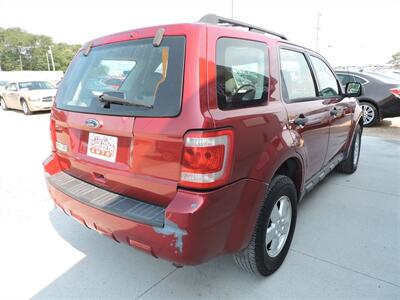 2009 Ford Escape XLS   - Photo 5 - Lexington, NE 68850