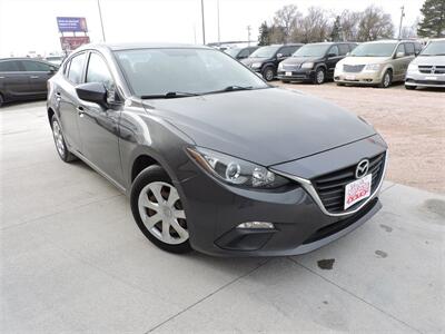 2015 Mazda Mazda3 i Sport   - Photo 4 - Lexington, NE 68850