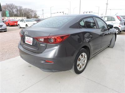 2015 Mazda Mazda3 i Sport   - Photo 5 - Lexington, NE 68850