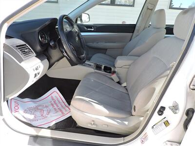 2013 Subaru Legacy 2.5i Premium   - Photo 9 - Lexington, NE 68850