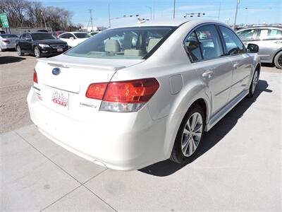 2013 Subaru Legacy 2.5i Premium   - Photo 5 - Lexington, NE 68850