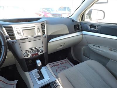 2013 Subaru Legacy 2.5i Premium   - Photo 14 - Lexington, NE 68850