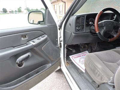 2005 Chevrolet Silverado 1500 Work Truck   - Photo 13 - Kearney, NE 68847