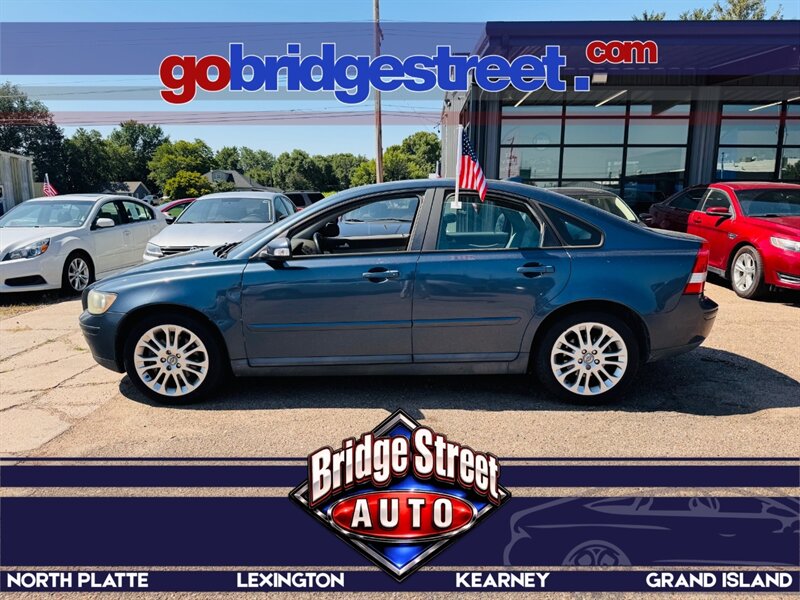 2007 Volvo S40 2.4i   - Photo 1 - Lexington, NE 68850