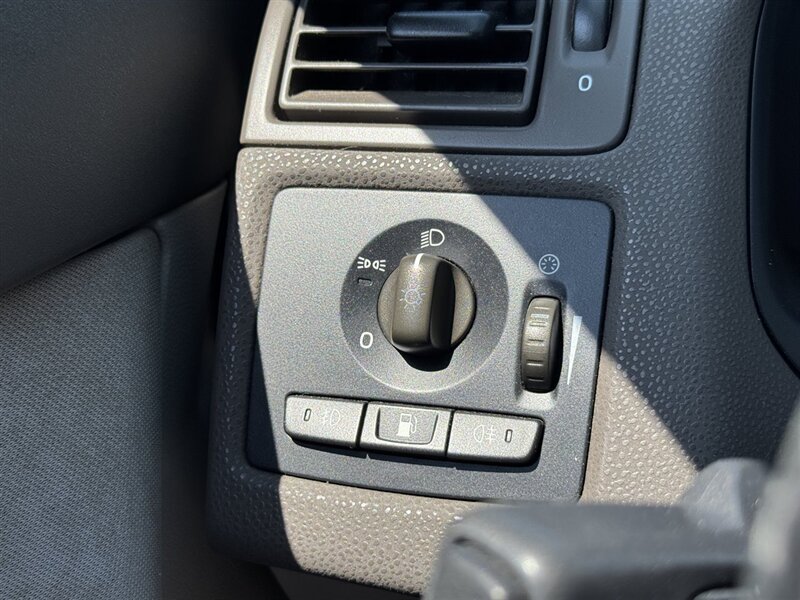 2007 Volvo S40 2.4i - Photo 15 - Grand Island, NE 68801