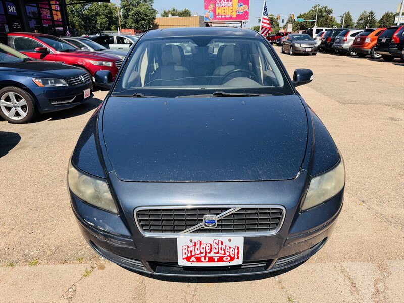 2007 Volvo S40 2.4i - Photo 5 - Lexington, NE 68850