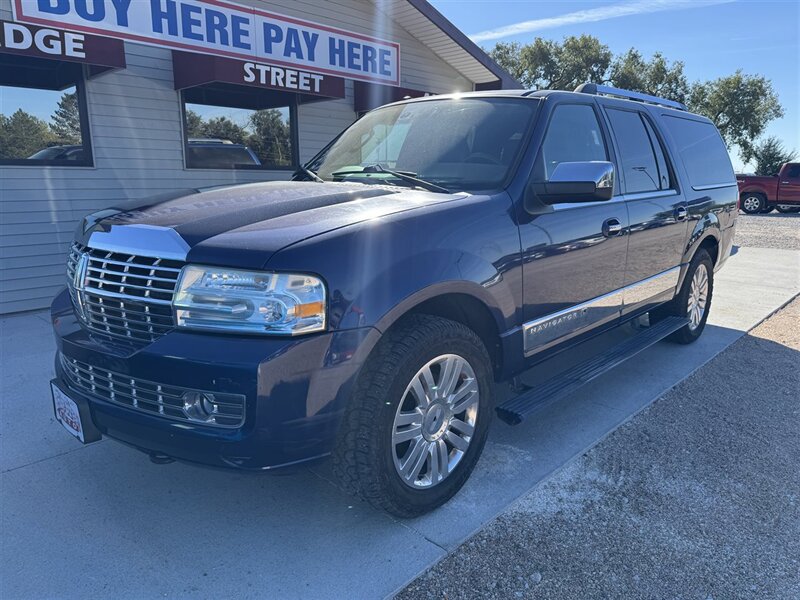 2012 Lincoln Navigator L - Photo 5 - Lexington, NE 68850