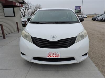 2011 Toyota Sienna Base 7-Passenger   - Photo 3 - Lexington, NE 68850