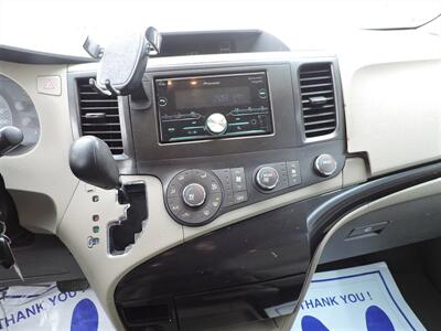 2011 Toyota Sienna Base 7-Passenger   - Photo 19 - Lexington, NE 68850