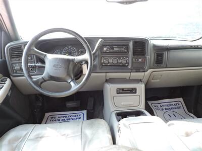 2001 Chevrolet Suburban 1500 LS   - Photo 12 - Lexington, NE 68850