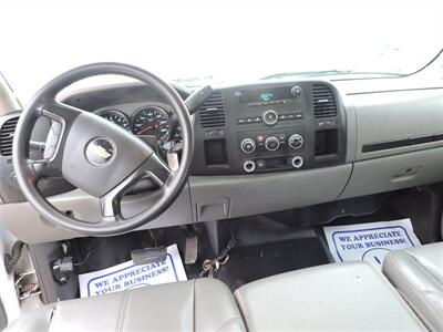 2011 Chevrolet Silverado 2500 Work Truck   - Photo 10 - Lexington, NE 68850