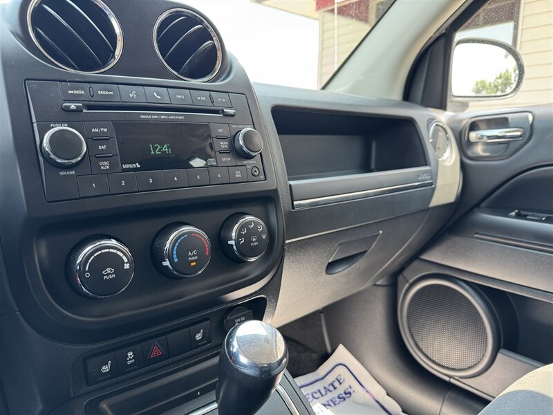 2012 Jeep Compass Latitude - Photo 20 - Lexington, NE 68850