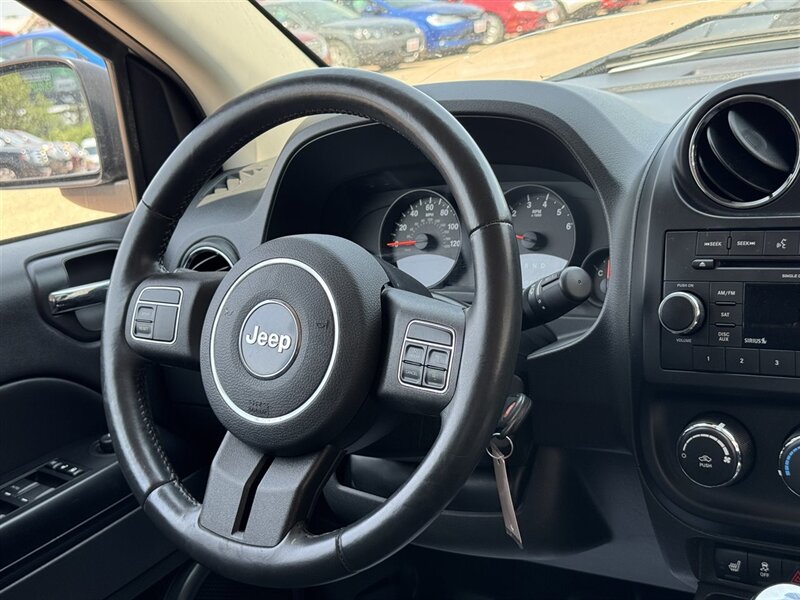 2012 Jeep Compass Latitude - Photo 3 - Lexington, NE 68850