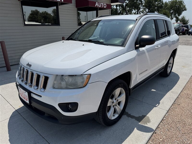 2012 Jeep Compass Latitude - Photo 5 - Lexington, NE 68850