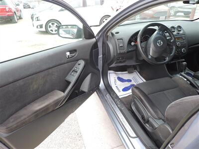2010 Nissan Altima 2.5 S   - Photo 13 - Lexington, NE 68850