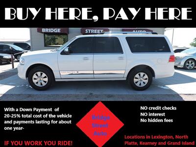 2013 Lincoln Navigator L   - Photo 1 - Lexington, NE 68850