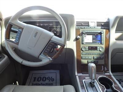 2013 Lincoln Navigator L   - Photo 10 - Lexington, NE 68850