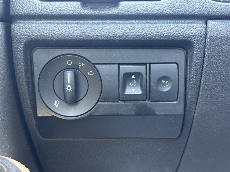 2010 Ford Fusion SE - Photo 14 - Lexington, NE 68850