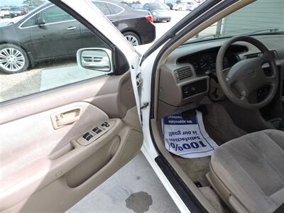 1999 Toyota Camry XLE   - Photo 15 - Lexington, NE 68850