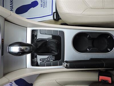 2013 Volkswagen Passat TDI SE   - Photo 18 - Lexington, NE 68850