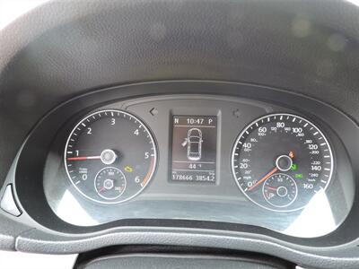 2013 Volkswagen Passat TDI SE   - Photo 16 - Lexington, NE 68850